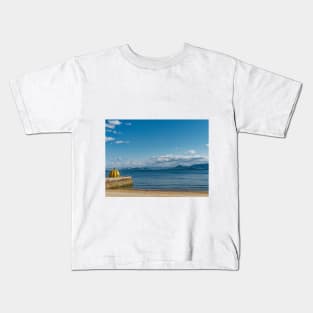 Pumpkin on the beach Kids T-Shirt